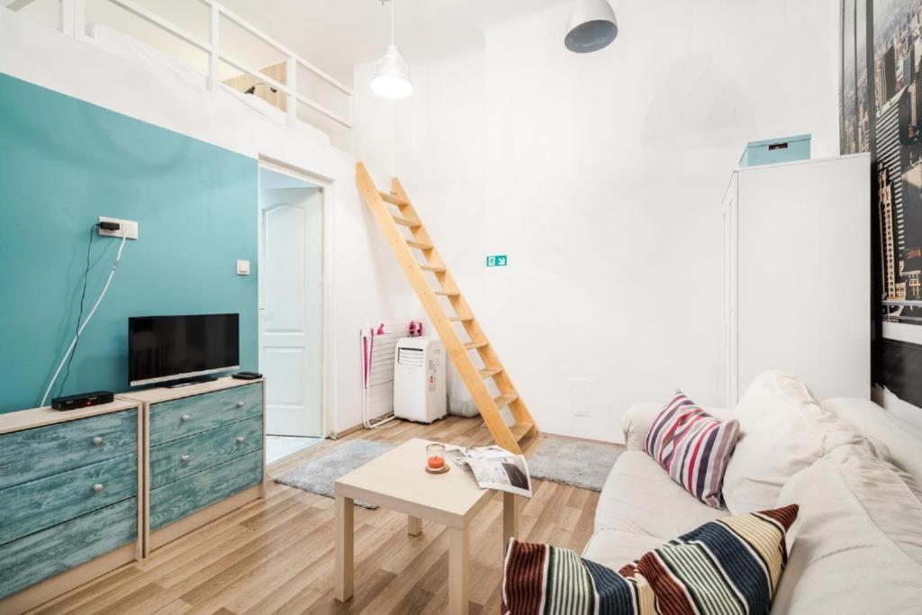 Colorwave Studio Home Budapest Exterior photo